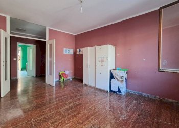 Camera da letto - Trilocale piazza Beato Angelo Carletti, 3, Chivasso - foto 6