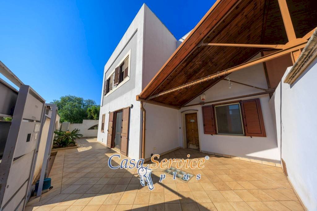 Terrazzo - Villa via Sant'Elia, Casarano - foto 1