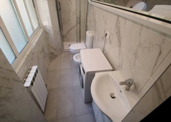 Bagno - Bilocale viale Umbria, 66, Milano - foto 9