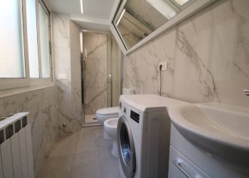 Bagno - Bilocale viale Umbria, 66, Milano - foto 10