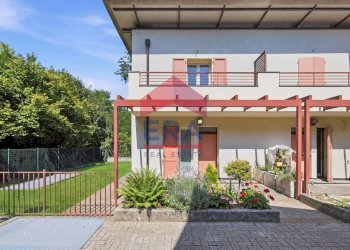 Foto 1 - Villa a Schiera Via Giacomo Puccini
 
61, Somma Lombardo - foto 1