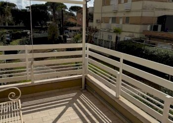 Terrazzo - Trilocale via Santa Marinella, 11, Fiumicino - foto 4