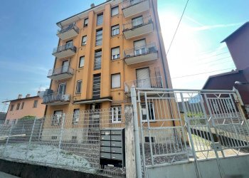 Foto 1 - Bilocale via navetto
 
8, Lecco - foto 1