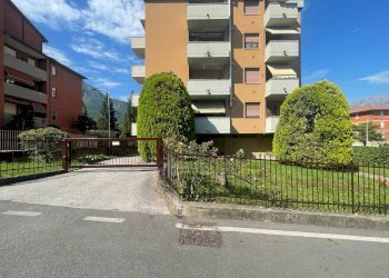 Esterno - Trilocale via Casnedi
 
14, Valmadrera - foto 11