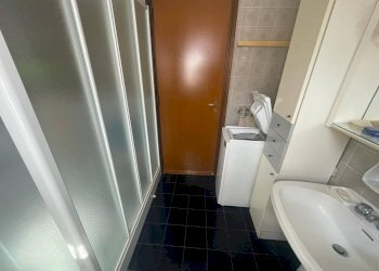 Bagno con doccia - Trilocale via Casnedi
 
14, Valmadrera - foto 38