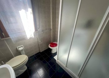 Bagno con doccia - Trilocale via Casnedi
 
14, Valmadrera - foto 39