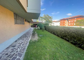 Interno Condominio - Trilocale via Casnedi
 
14, Valmadrera - foto 44