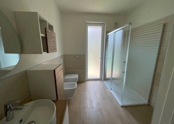 Bagno - Appartamento via Ignazio Amedeo Galletti, 5, Chieri - foto 10