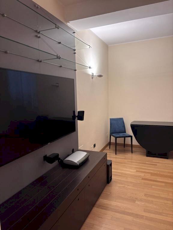 Salone - Three-room apartment corso Carlo Alberto, 60, Pavia - photo 2
