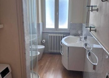 Bagno - Three-room apartment corso Carlo Alberto, 60, Pavia - photo 8