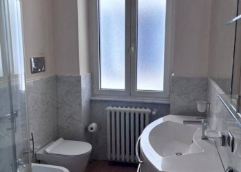 Bagno - Three-room apartment corso Carlo Alberto, 60, Pavia - photo 9