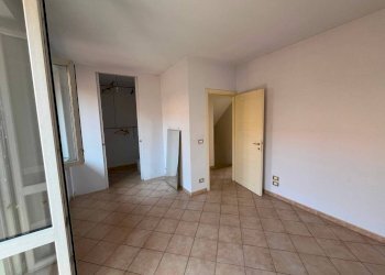 Camera da letto - Quadrilocale via Monte Grappa, 1, Riva presso Chieri - foto 10