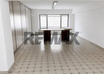 Stanza vuota - Commercial Premises Viale delle Medaglie D'oro
77/79, Cosenza - photo 8