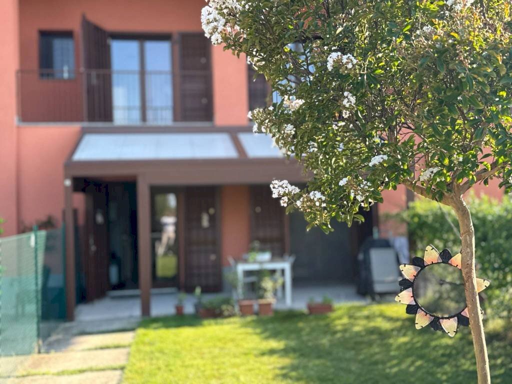 Giardino - Quadrilocale via Olmetola, 7/3, Bologna (zona Borgo Panigale) - foto 3