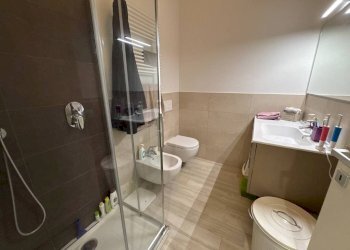 Bagno - Quadrilocale via Olmetola, 7/3, Bologna (zona Borgo Panigale) - foto 19