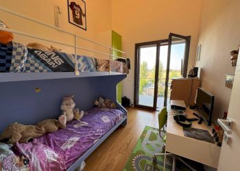 Camera da letto - Quadrilocale via Olmetola, 7/3, Bologna (zona Borgo Panigale) - foto 29