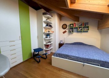 Camera da letto - Quadrilocale via Olmetola, 7/3, Bologna (zona Borgo Panigale) - foto 44