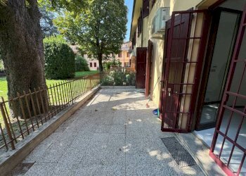 Cortile interno - Casa indipendente via del Faggiolo, 8, Bologna (zona Borgo Panigale) - foto 2