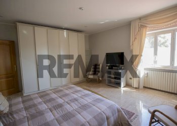 Camera / camera da letto - Villa via strada mezzanotte
 
11b, Cassino - foto 28