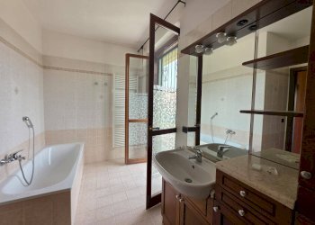 BAGNO - Appartamento VIA GHANDI
 
11, Asti - foto 17