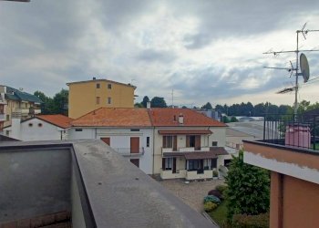 Foto 9 - Bilocale via piola
 
13, Giussano - foto 9