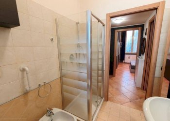 Bagno - Two-room apartment via San Michele del Carso, 20, Lacchiarella - photo 11