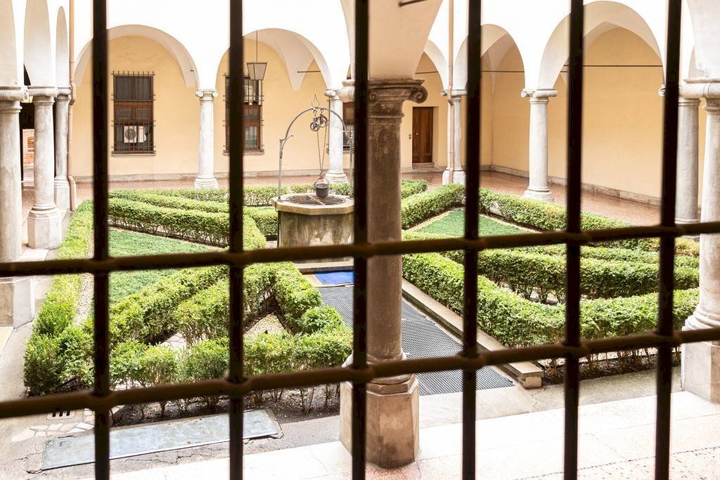 Interno palazzo - Office Bologna (neighborhood Centro Storico) - photo 3