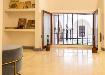 Interno palazzo - Office Bologna (neighborhood Centro Storico) - photo 2