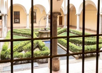 Interno palazzo - Office Bologna (neighborhood Centro Storico) - photo 3
