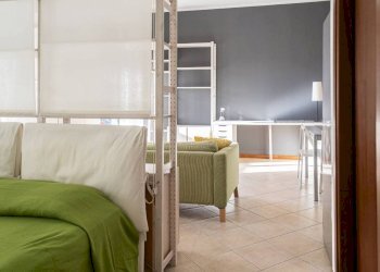 Salone - One-room apartment Bologna (neighborhood Bolognina) - photo 18