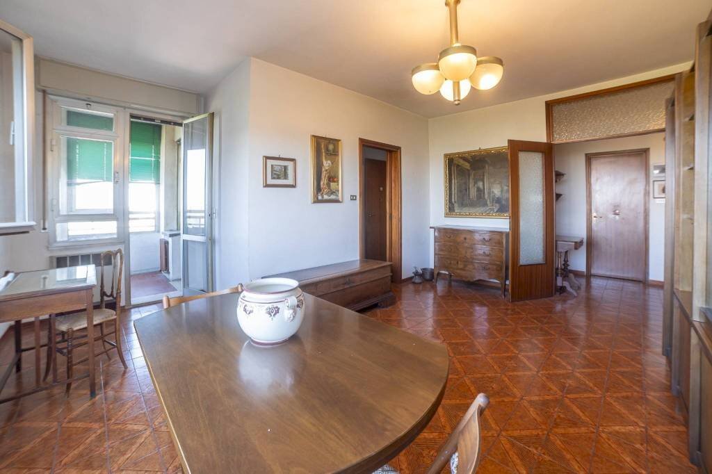 Salone - Three-room apartment Bologna (neighborhood Lame) - photo 2