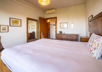 Camera da letto - Three-room apartment Bologna (neighborhood Lame) - photo 31