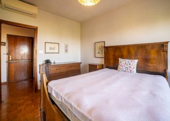 Camera da letto - Three-room apartment Bologna (neighborhood Lame) - photo 32