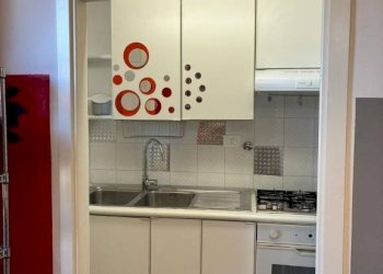 Cucina - Trilocale via Pompeo Vizzani, 66, Bologna (zona Massarenti) - foto 1