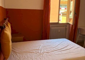 Camera da letto - Trilocale via Pompeo Vizzani, 66, Bologna (zona Massarenti) - foto 8