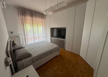 Camera da letto - Trilocale via Capri, Genova (zona Oregina) - foto 18