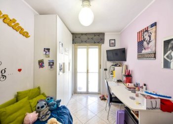 Camera da letto - Apartment via Perosa, 11, Torino (neighborhood Cenisia) - photo 17