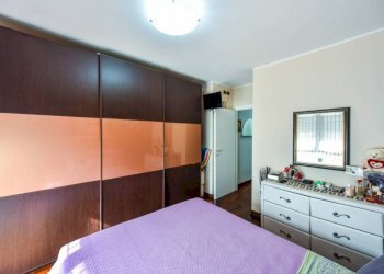 Camera da letto - Apartment via Perosa, 11, Torino (neighborhood Cenisia) - photo 43