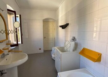 Bagno - Appartamento piazza Santa Maria, 13, Peveragno - foto 17