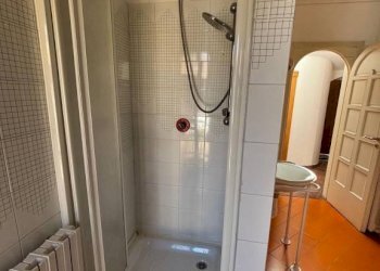 Bagno - Appartamento piazza Santa Maria, 13, Peveragno - foto 29
