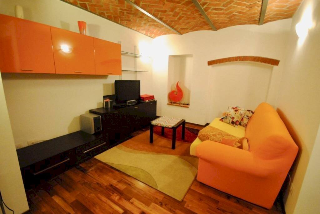 Soggiorno - Appartamento via Italia, 67, Biella - foto 2
