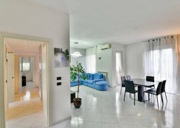 Salone - Three-room apartment via Umberto Tagliabue, 89, Desio - photo 2