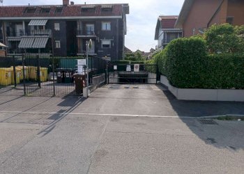 ingresso - Box via Flora Pretegiani, 40, Venaria Reale - foto 2