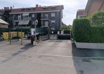 ingresso - Box via Flora Pretegiani, 40, Venaria Reale - foto 3