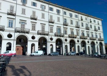 FACCIATA - Bilocale piazza Vittorio Veneto, 21, Torino (zona Centro) - foto 1