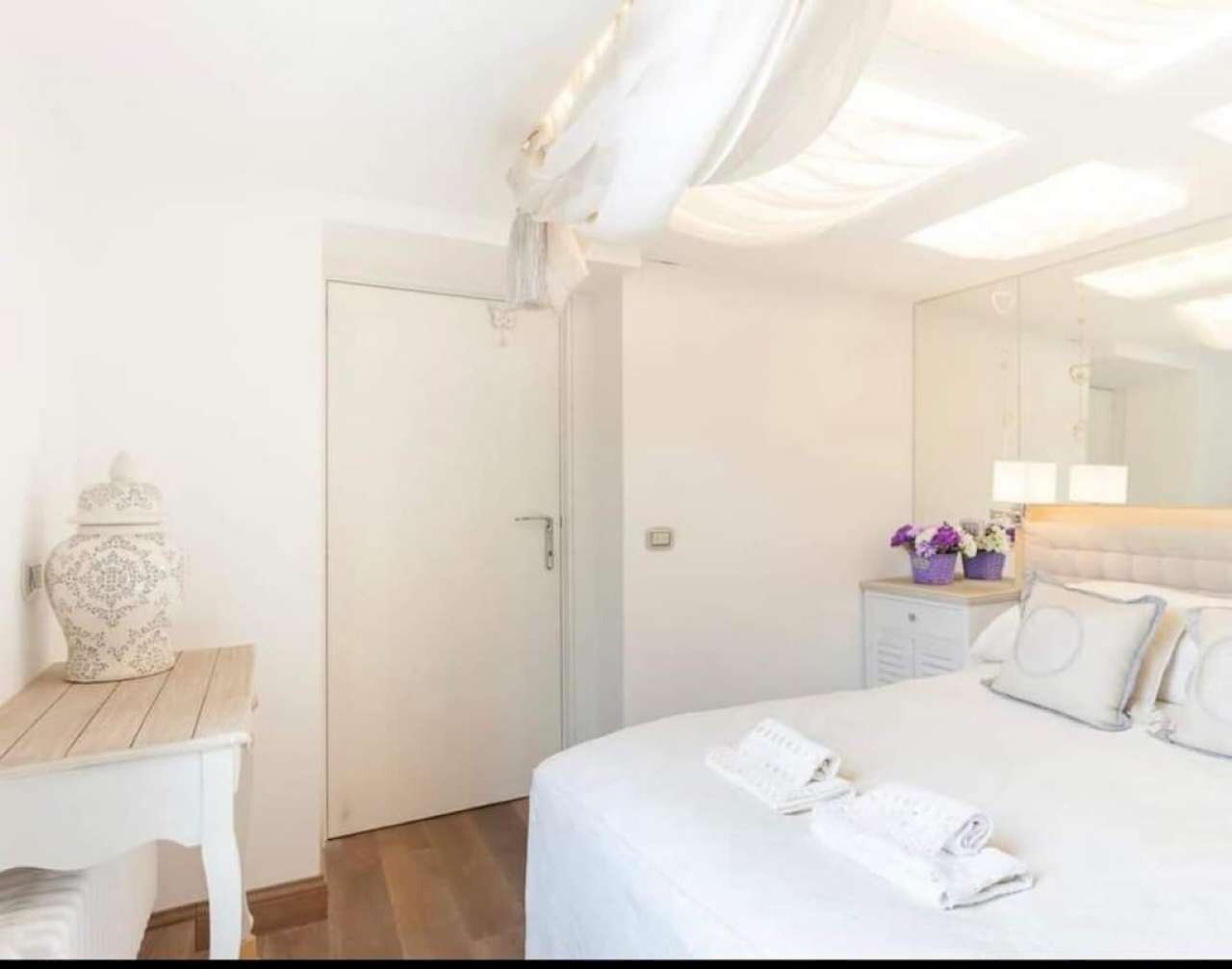 camera da letto - Three-room apartment vicolo Savelli, 20, Roma (neighborhood Centro Storico) - photo 2