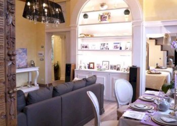 soggiorno - Three-room apartment vicolo Savelli, 20, Roma (neighborhood Centro Storico) - photo 6