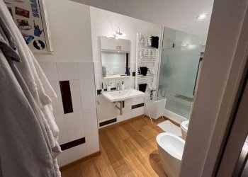 Bagno - Non-buildable land via Montallegro, 32M, Genova (neighborhood Albaro) - photo 16