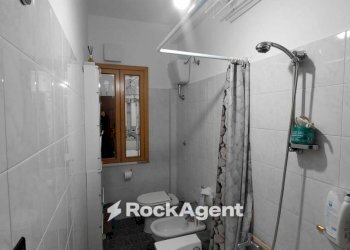 Bagno - Appartamento via Sirleto, 67, Catanzaro - foto 16