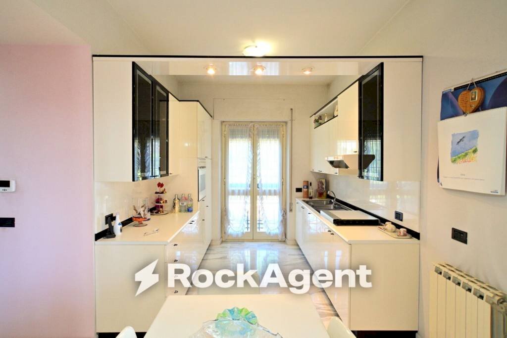 Cucina - Villa via del Colle, 22, Aprilia - foto 2